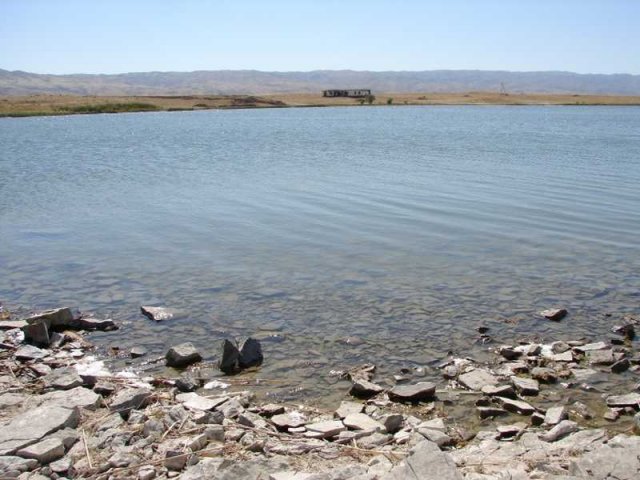 Озеро в Каратау